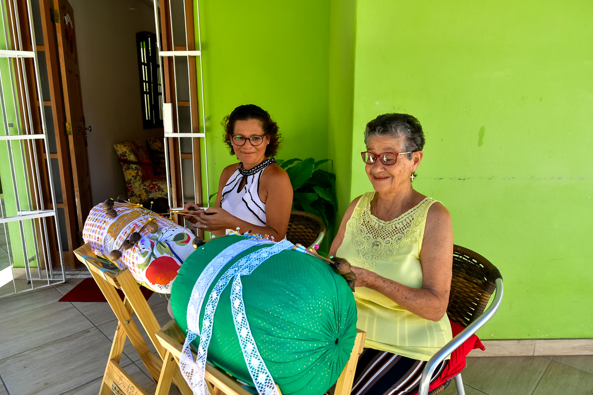 PONTO DE MEMÓRIA BARRA RENDA MARIZA GERVASIO E JULIA PAIVA - FOTO ZANETE DADALTO
